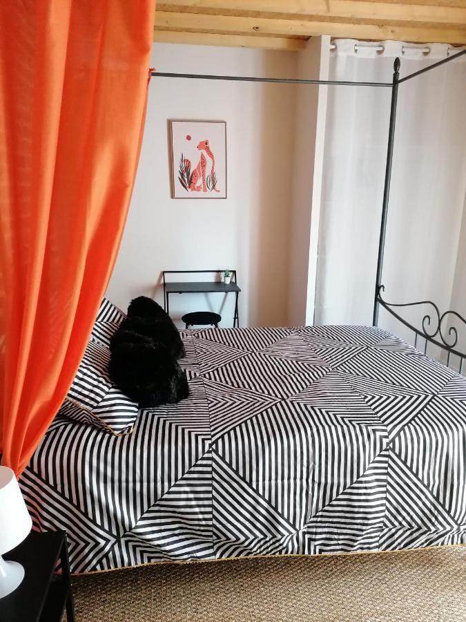Le Cocoon D'Annabelle - Jolie Maison Avec Jeux Et Grand Jardin Pierrefitte-sur-Sauldre Eksteriør billede