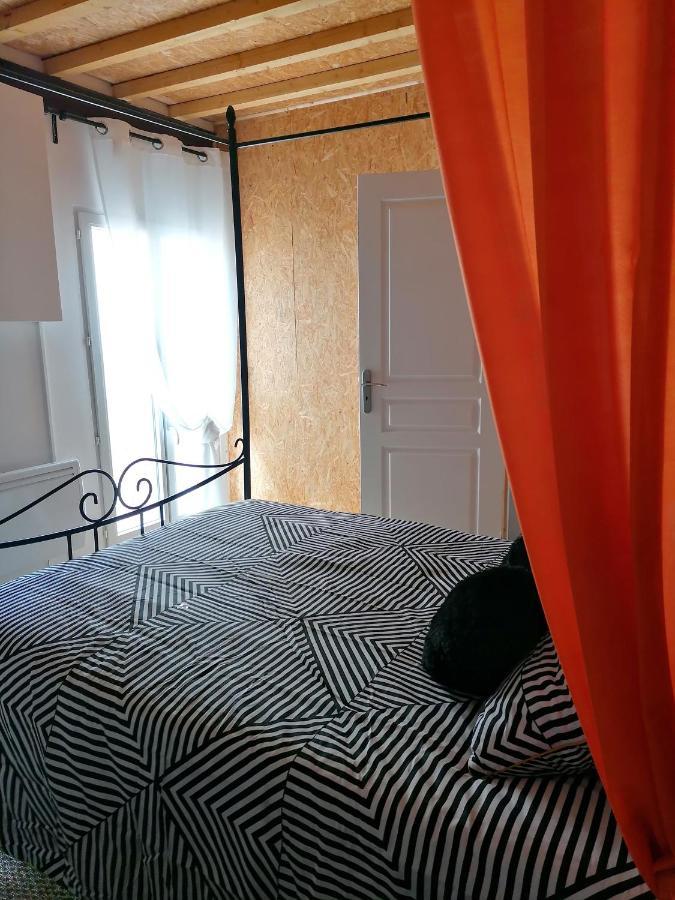 Le Cocoon D'Annabelle - Jolie Maison Avec Jeux Et Grand Jardin Pierrefitte-sur-Sauldre Eksteriør billede